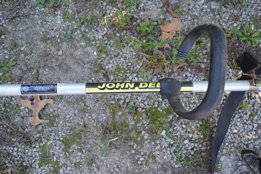 John Deer Gas Line Trimmer T105S EBTH